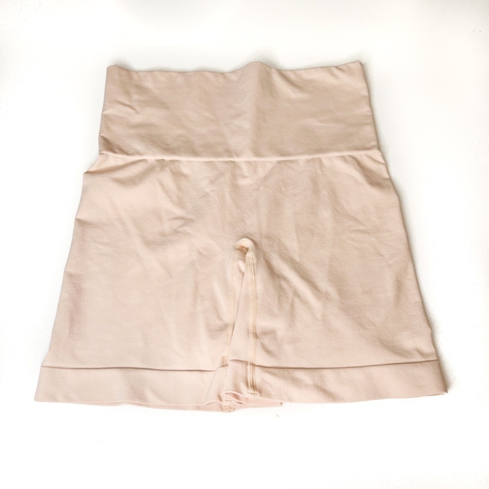 Spanx Shorts Women's Tummy Control Shorts 6" Nude Color